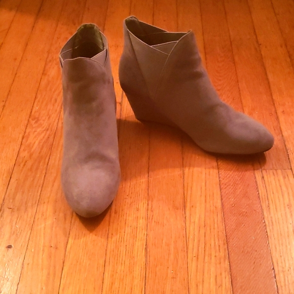 Booties - Picture 3 of 4